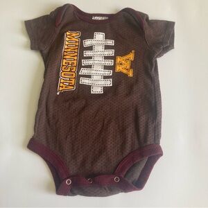 Rivalry Threads Burgundy and Chocolate Knit Top 6-9 months onesie